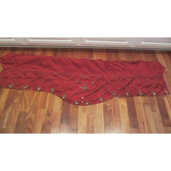 NEW FIREPLACE MANTLE RUNNER BURGUNDY BEAUTIFULLY BEADED BY KIM SIBERT - Picture 7 of 7